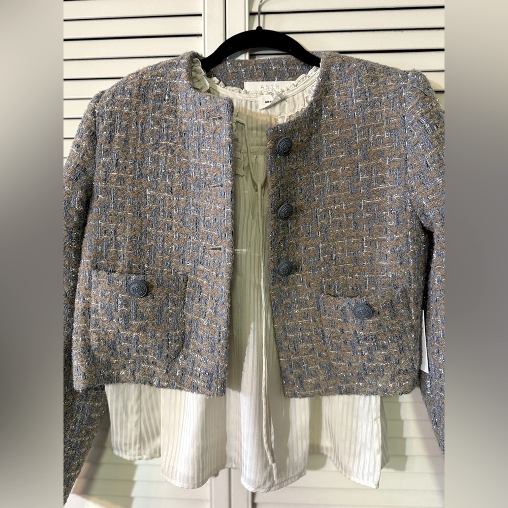 ASTR the Label Lyssa Jacket in Blue & Taupe Silver Sz S.   NWOT